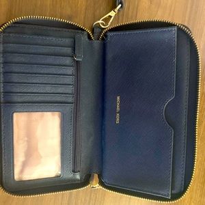 Michael Kors Wristlet